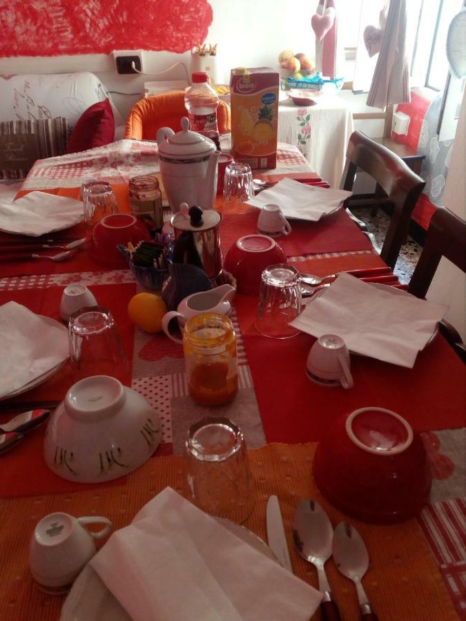 B&B Le Calegare Диано-Кастелло Экстерьер фото
