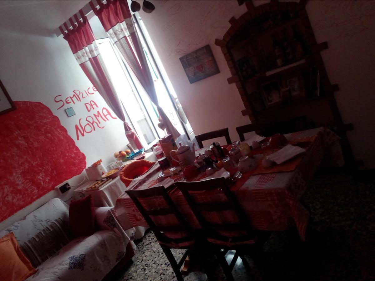 B&B Le Calegare Диано-Кастелло Экстерьер фото