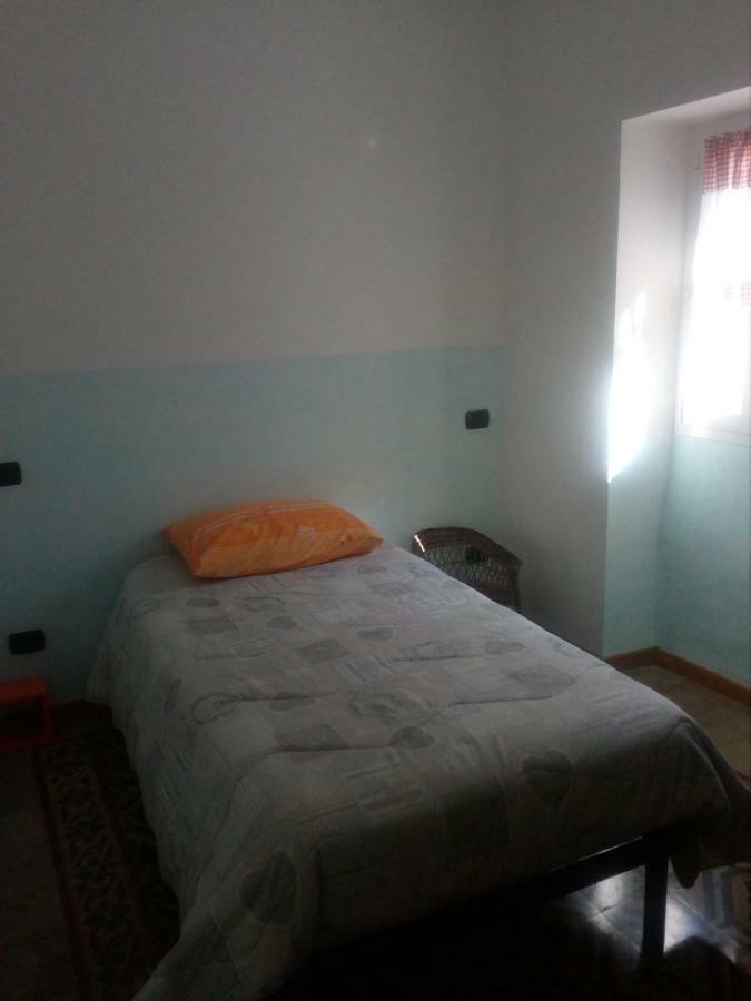 B&B Le Calegare Диано-Кастелло Экстерьер фото